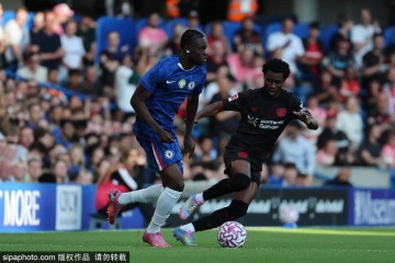 切尔西锋线告急!召回小将补缺,转会窗上演最后冲刺