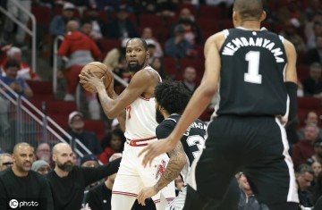 又崩盘了！火箭陷入死循环 杜兰特末节仅4分