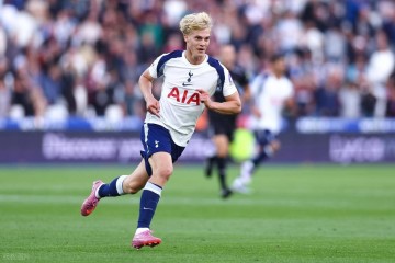 1-0,乌龙球制胜,热刺掀翻西甲劲旅,迎来欧冠开门红