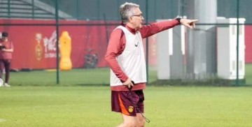 伊万刚官宣从国足下课!就确定要去法甲联赛执教,钦点张玉宁加盟