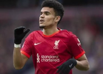 拜仁队史第四人诞生!路易斯-迪亚斯连续三场,德甲进球引热议