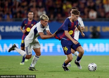 巴萨新赛季夺冠标识揭秘:西甲冠军徽章的背后故事与影响