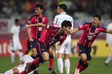 欧罗巴焦点战:尼斯主场誓破罗马铁血防线,穆里尼奥反攻术能否逆袭法甲劲旅?