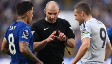 BBC:下赛季开始英超将引入新规,比赛中只有队长被允许接近裁判