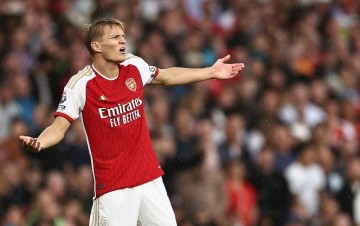 皇马当年为何放弃他?阿森纳欧冠出局,厄德高两回合都差劲