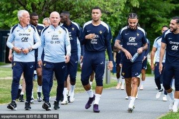 里昂死里逃生!法甲25/26赛季日程出炉,18队激战谁主沉浮?