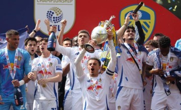 1-2!3-3!足坛疯狂一夜,巴黎爆冷,拜仁被绝平,利兹联创造奇迹