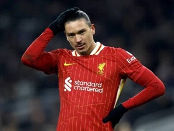 转会1+2:利物浦锋霸或降价,转投意甲冠军,曼联33岁老将拒赴沙特